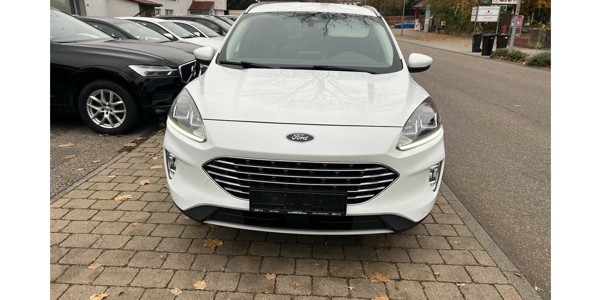 Ford Kuga TCDI Titanium 1 Hand navi 160.000 km 15.990 &euro; Neckarsulm 74172