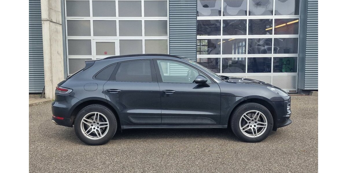 Porsche Macan Panoramadach NAVI Klimaautomatik 3-fach 129.000 km 39.998 &euro; Landau 76829