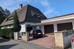 2 Fam.Haus ( 2x 4 ZW vermietet) mit kleinem Anbau ( 2x 1 ZW frei), Walmdach, Bj 76, Waldrandlage Laufamholz