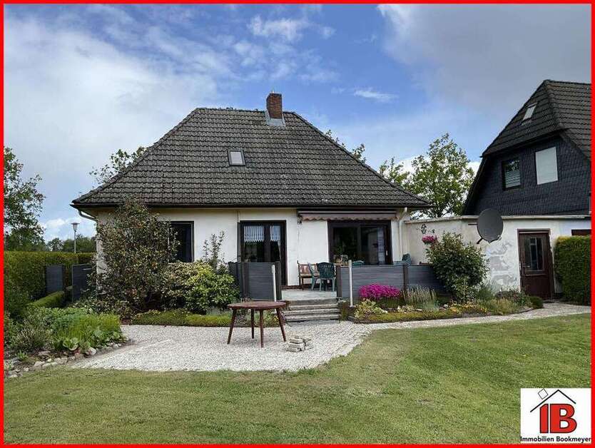 Haus zum Kaufen in Ovelgönne 139.000 € 103 m²
