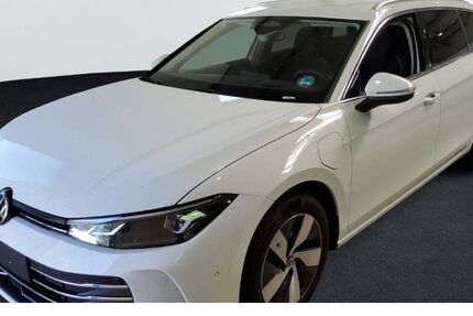 VW Passat Variant 17.249 km 39.550 &euro; Burghausen 84489