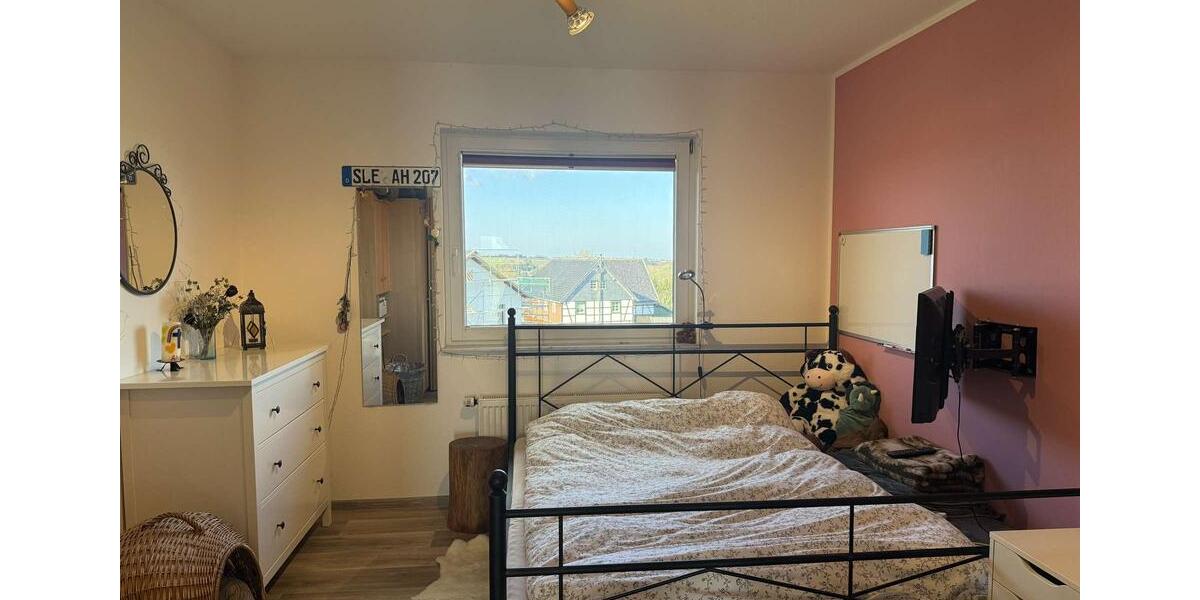 Etagenwohnung Schleiden - 5 Zimmer, 130 m&sup2;, 950&euro; | Angebot:25720418