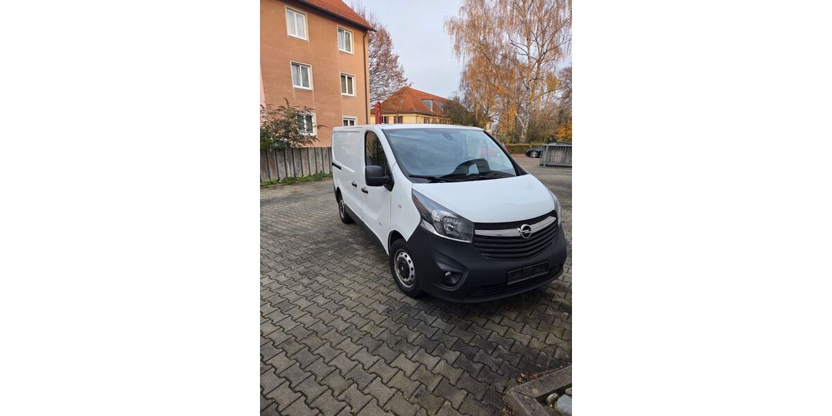 Opel Vivaro 139.326 km 9.600 &euro; Ulm 89077