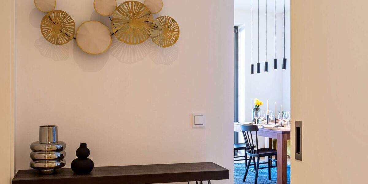 Stilvolles, möbliertes Wohnen mit Blick zum Fernsehturm 3 zimmer