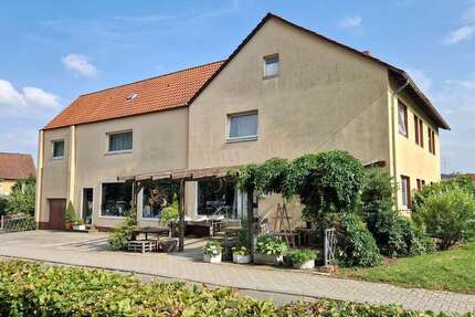 Haus Schöningen - 6 Zimmer, 156 m&sup2;, 154.000&euro; | Angebot:27082316