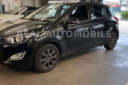 Hyundai i20 122.000 km 5.499 &euro; Frankfurt 65933