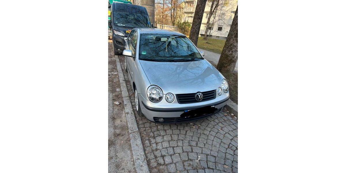 VW Polo 68.700 km 2.250 &euro; München 81475