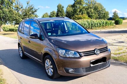 VW Touran 162.000 km 8.890 &euro; Herdwangen 88634