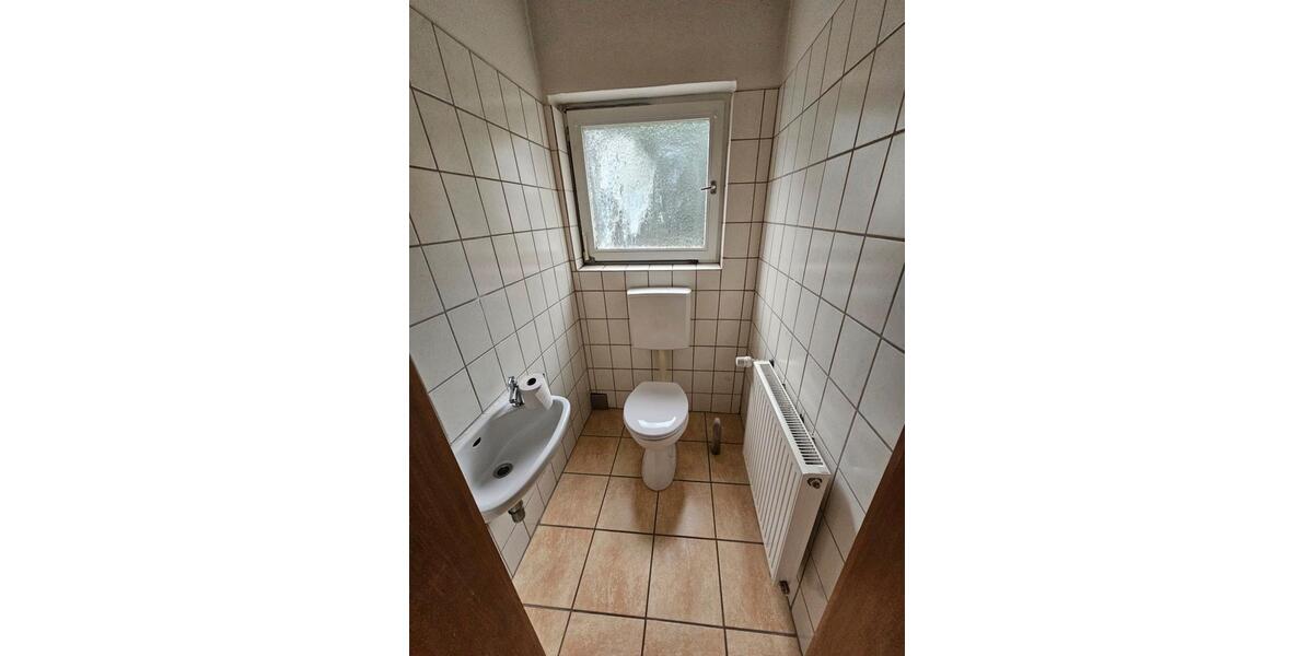 Erdgeschoßwohnung Dillenburg - 4 Zimmer, 100 m&sup2;, 950&euro; | Angebot:26267007
