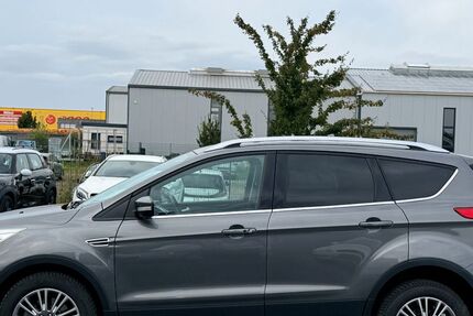 Ford Kuga 97.500 km 11.890 € Düren 52351