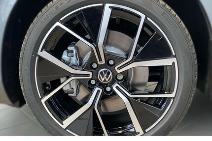 VW Passat 5.000 km 54.900 &euro; Warburg 34414