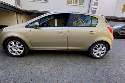 Opel Corsa 131.000 km 2.600 &euro; Marburg 35037