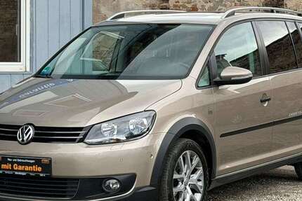 VW Touran 98.147 km 11.990 &euro; Berlin 13088