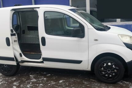 Peugeot Bipper 200.000 km 3.999 &euro; Berlin 13405