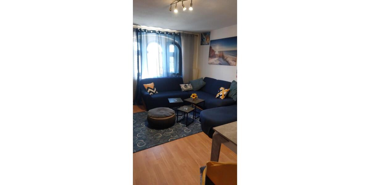Etagenwohnung Werdau - 3 Zimmer, 70 m&sup2;, 390&euro; | Angebot:26411618
