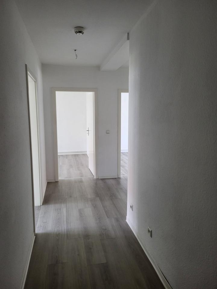Heinrich-von-Rosenberg-Straße 26, Erdgeschoss rechts