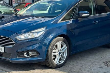 Ford S-Max 129.240 km 14.495 &euro; Ottobrunn 85521