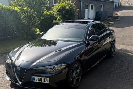 Alfa Romeo Giulia 120.000 km 20.900 &euro; Wuppertal 42103