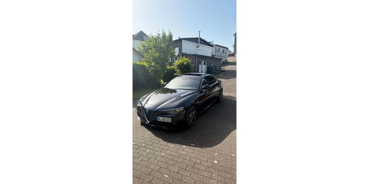 Alfa Romeo Giulia 120.000 km 20.900 &euro; Wuppertal 42103