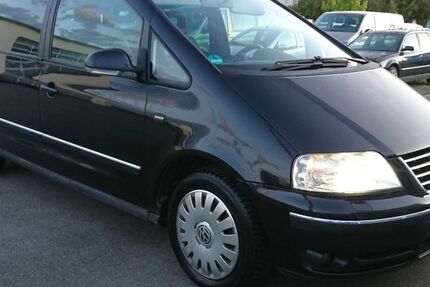 VW Sharan 267.000 km 1.699 &euro; Aulendorf 88326