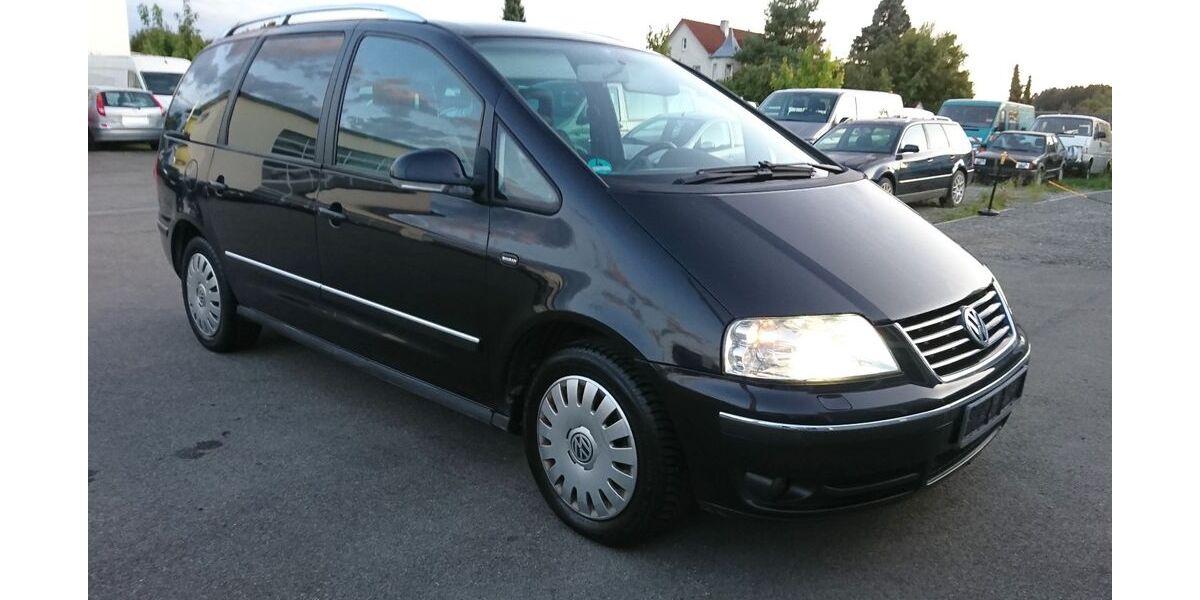 VW Sharan 267.000 km 1.699 &euro; Aulendorf 88326