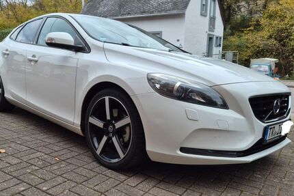 Volvo V40 155.000 km 11.500 &euro; Zemmer 54313