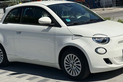 Fiat 500e 15.000 km 17.199 &euro; München 81669