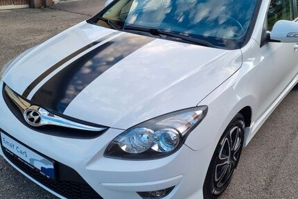 Hyundai i30 101.000 km 7.490 &euro; Waldshut-Tiengen 79761