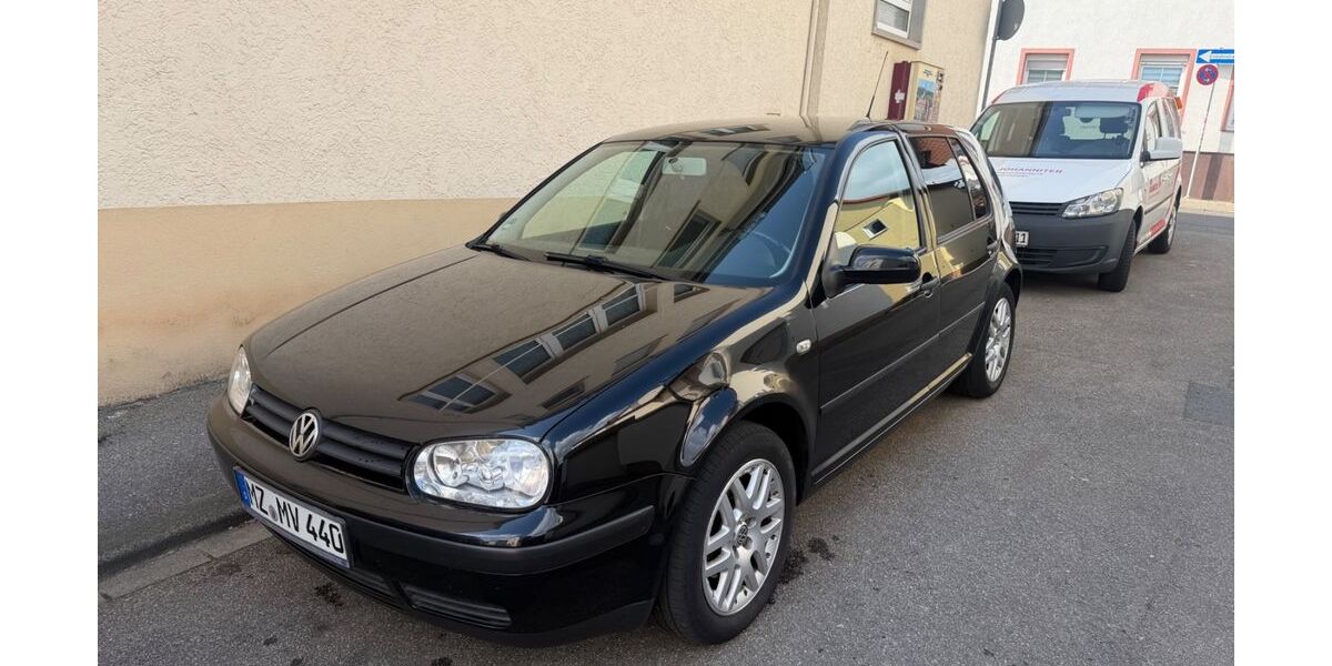 VW Golf 290.000 km 2.390 &euro; Mainz 55124