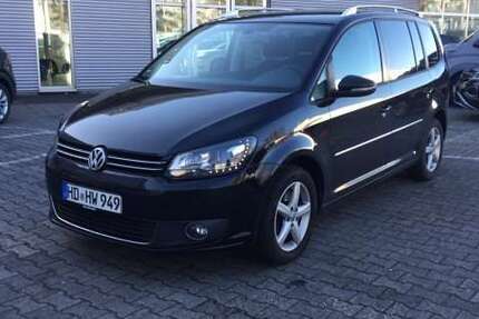 VW Touran 114.121 km 11.789 &euro; Mainz 55120