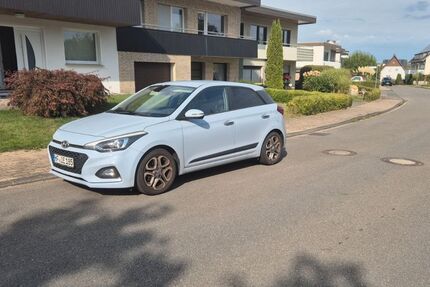 Hyundai i20 94.000 km 11.500 &euro; Herford 32052