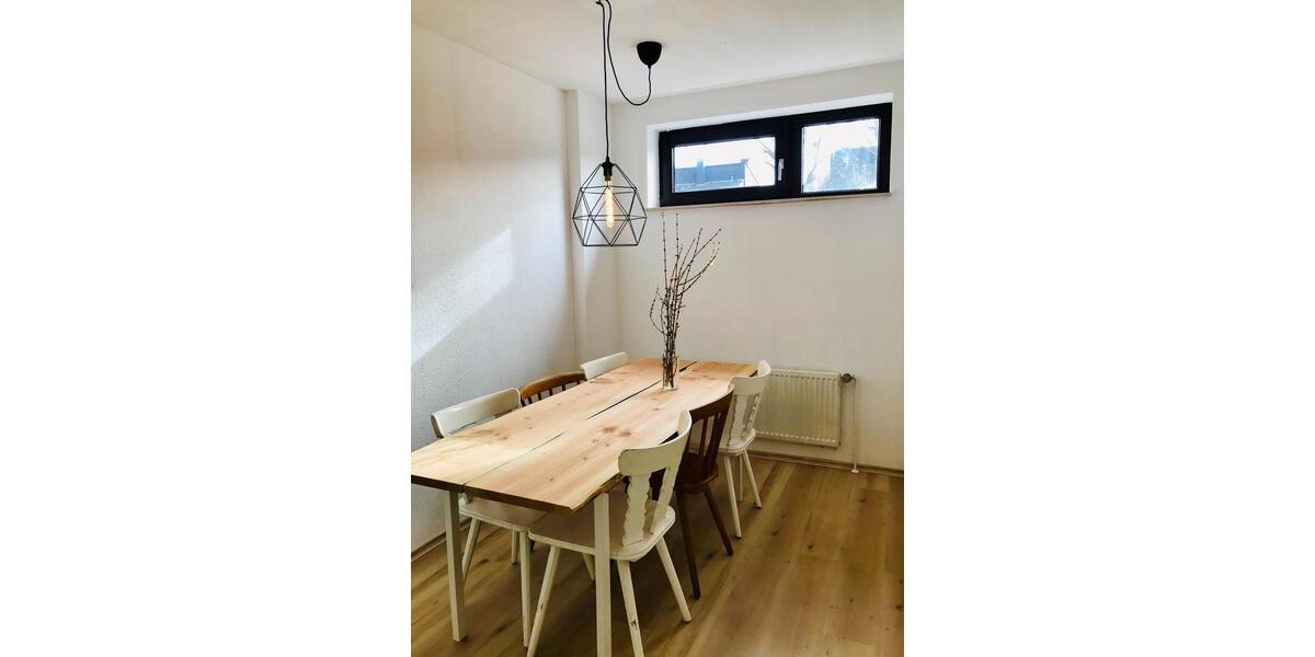 Einfamilienhaus Bonn Gielgen - 1 Zimmer, 24 m&sup2;, 465&euro; | Angebot:25053914