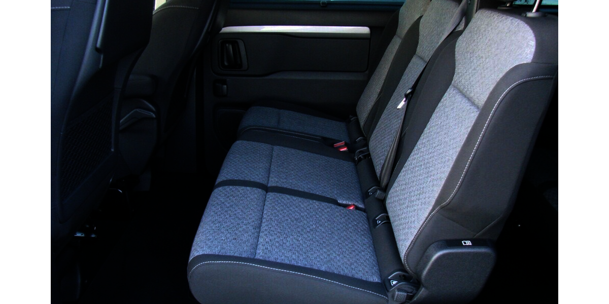 Citroen Spacetourer 180 Plus M, AHK LED Kamera180º 8 Sitze 5.882 km 37.980 &euro; Falkensee 14612