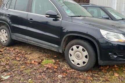 VW Tiguan 269.875 km 2.600 &euro; München 81243