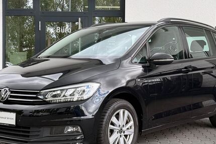 VW Touran 66.400 km 22.900 &euro; Ludwigsau 36251