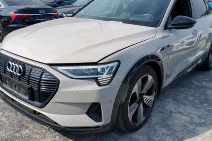 Audi e-tron 57.929 km 35.950 &euro; Salzgitter 38259