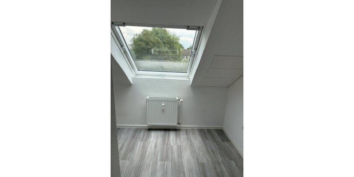 Etagenwohnung Gelsenkirchen Scholven - 1 Zimmer, 40 m&sup2;, 289&euro; | Angebot:26826657