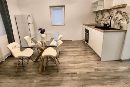 Haus Pressig - 5 Zimmer, 130 m&sup2;, 1.100&euro; | Angebot:25163448