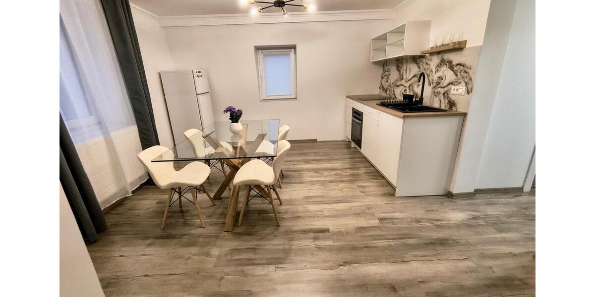 Mehrfamilienhaus, Wohnhaus Pressig - 5 Zimmer, 130 m&sup2;, 1.100&euro; | Angebot:25163448