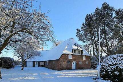 Ein Schneemärchen: Prächtiges Bauernhaus mit Blick in den eigenen kleinen Park 5 zimmer