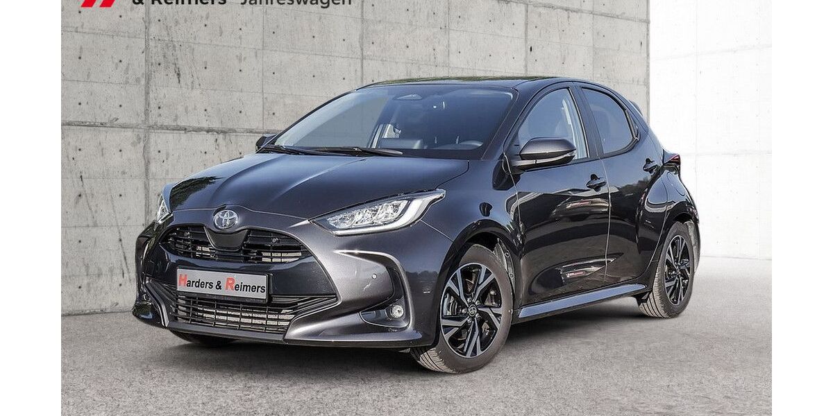 Toyota Yaris 15.046 km 23.880 &euro; Itzehoe 25524