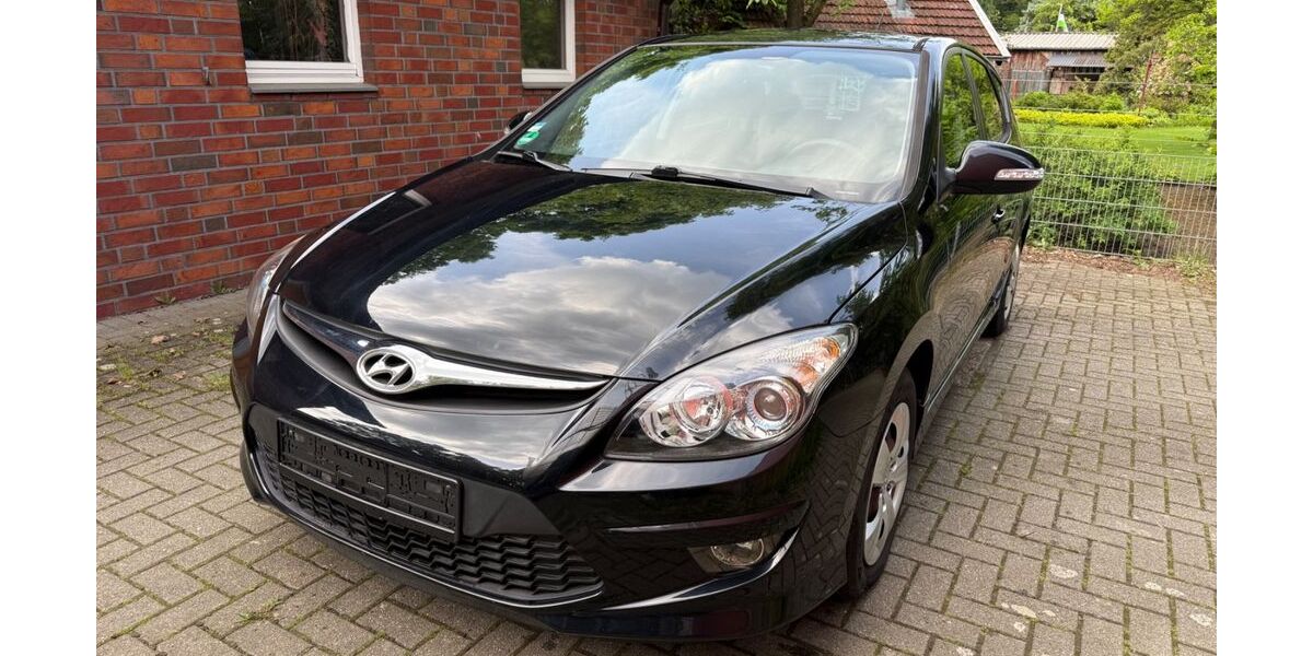 Hyundai i30 172.000 km 4.600 &euro; Bocholt 46395