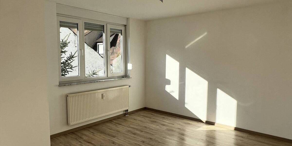 Etagenwohnung Neustadt/Aisch Neustadt - 2 Zimmer, 60 m&sup2;, 198.000&euro; | Angebot:26306776