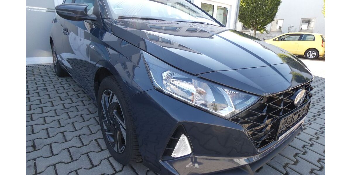 Hyundai i20 61.401 km 15.899 € Mainz 55120