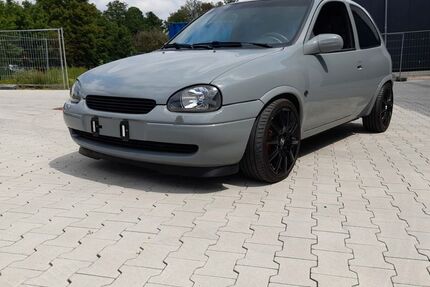 Opel Corsa 129.000 km 8.700 &euro; mönchengladbach 41065