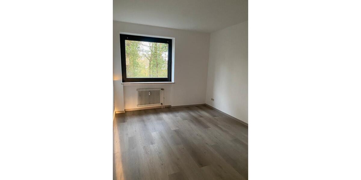 Etagenwohnung Bielefeld Sennestadt - 3 Zimmer, 70 m&sup2;, 700&euro; | Angebot:26409933