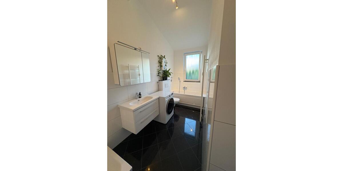 Dachgeschoßwohnung Maintal - 2 Zimmer, 59 m&sup2;, 890&euro; | Angebot:26232506