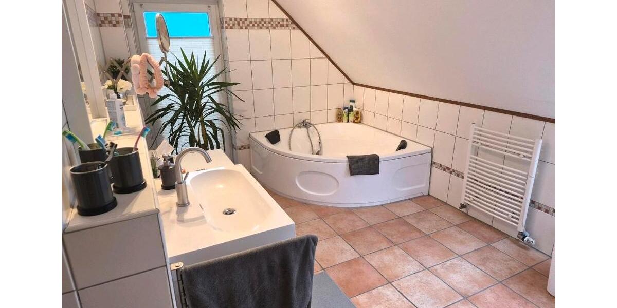 Doppelhaushälfte Rheinberg - 4 Zimmer, 140 m&sup2;, 449.000&euro; | Angebot:24980263