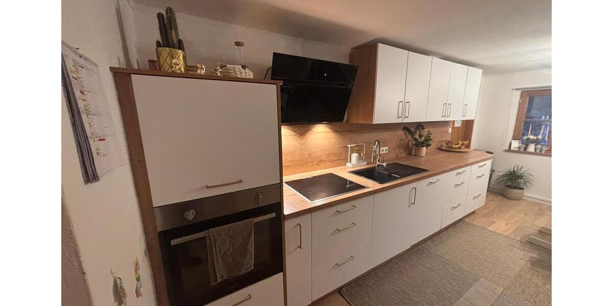 Etagenwohnung Durach - 3 Zimmer, 95 m&sup2;, 1.300&euro; | Angebot:26321397