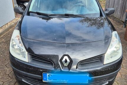 Renault Clio 152.308 km 1.950 &euro; Trappenkamp 24610